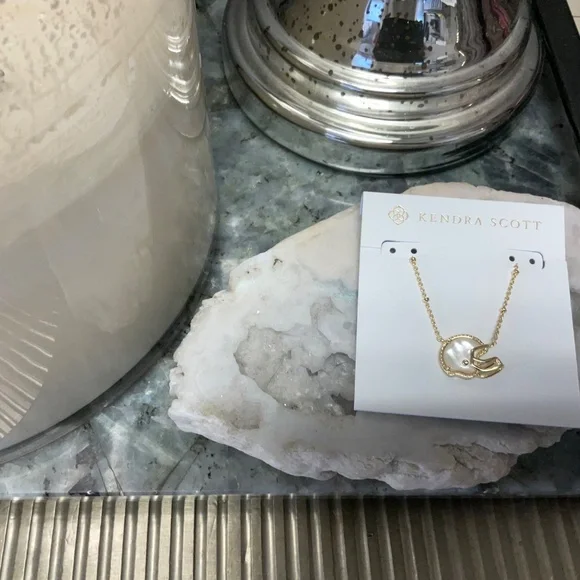 Kendra Scott Football Helmet Gold Short Pendant Necklace - Picture 4 of 5